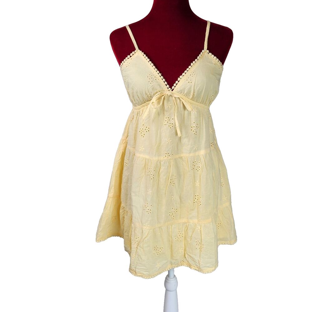 Sim & Sam Yellow Eyelet Babydoll Mini Dress Tiered Crochet M Pastel Sun Dress